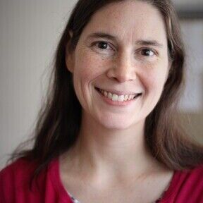 Portrait of Amy Aksionova